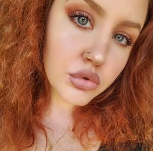 Meet your Posher, Britni